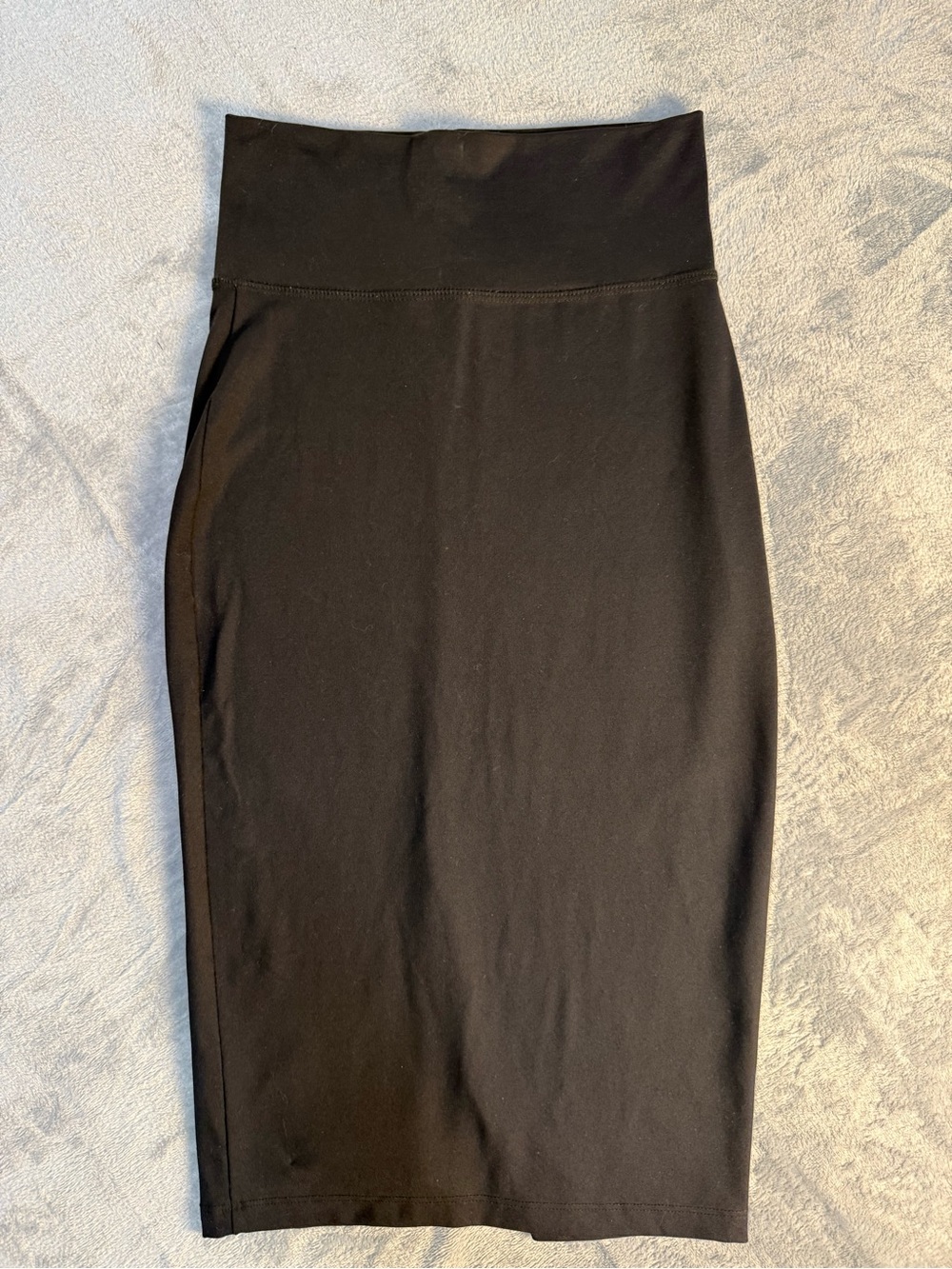 Bebe Women’s Black High-Rise Pencil Skirt with back slit Stretch XS